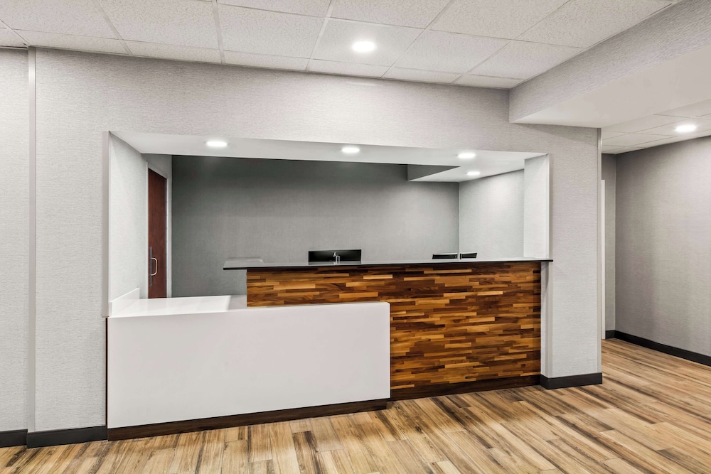 Hampton Inn Lexington Georgetown - photo 4