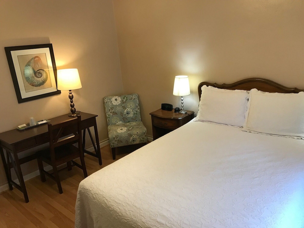 The Inn on Third - photo 13