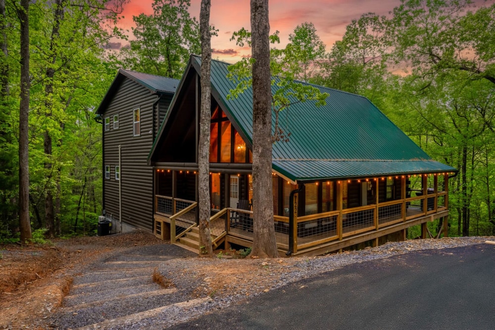 Mountain Majesty By Ghosal Luxury Lodging - photo 59