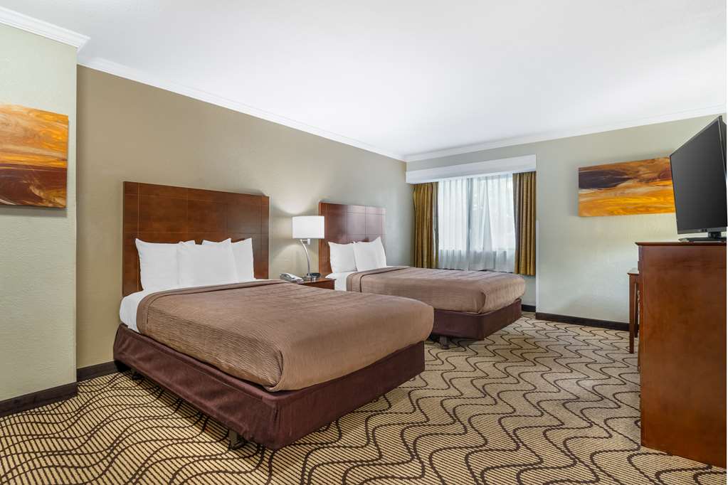Best Western John Muir Inn - photo 21