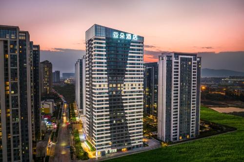 Atour Hotel Kunming Guangfu Road Haile World — 4-Star Luxury Hotel in Kunming, People's Republic of China