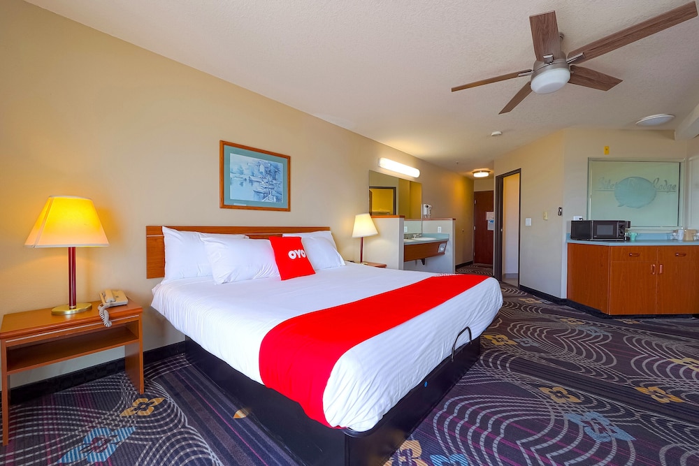 Siletz Bay Beachfront Hotel by OYO Lincoln City - photo 23