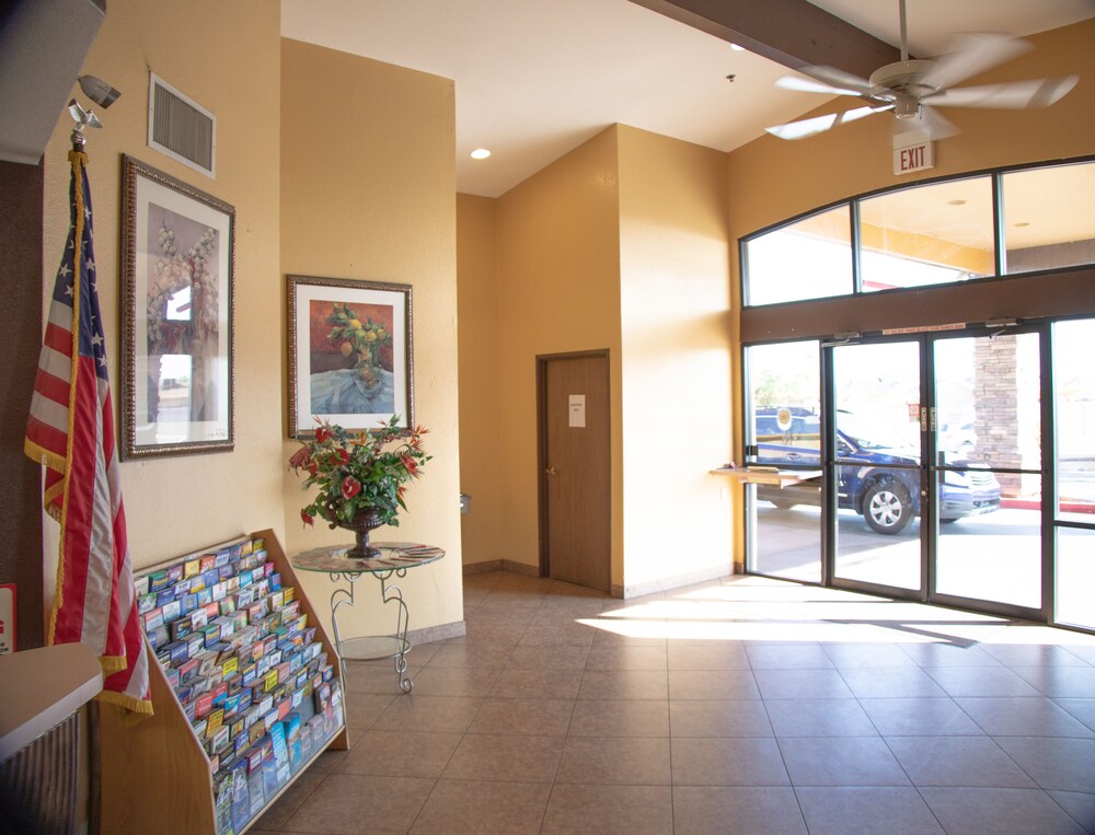 Americas Best Value Inn Phoenix I 10 West - photo 2