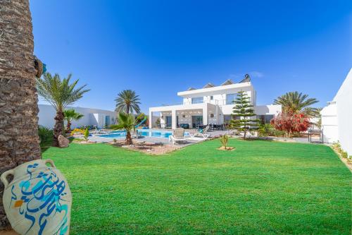 Dar Meryem Villa piscine sans vis à vis Djerba — 4-Star Luxury Hotel in Midoun, Tunisia