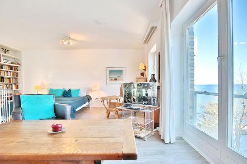 Haus Miramar TREF Appartement 64 — 4-Star Luxury Hotel in Timmendorfer Strand, Germany