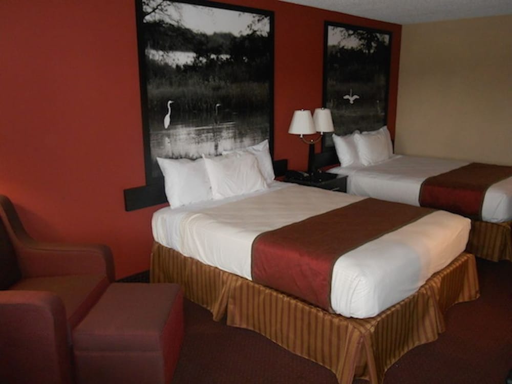 AmeriStay Inn - photo 4
