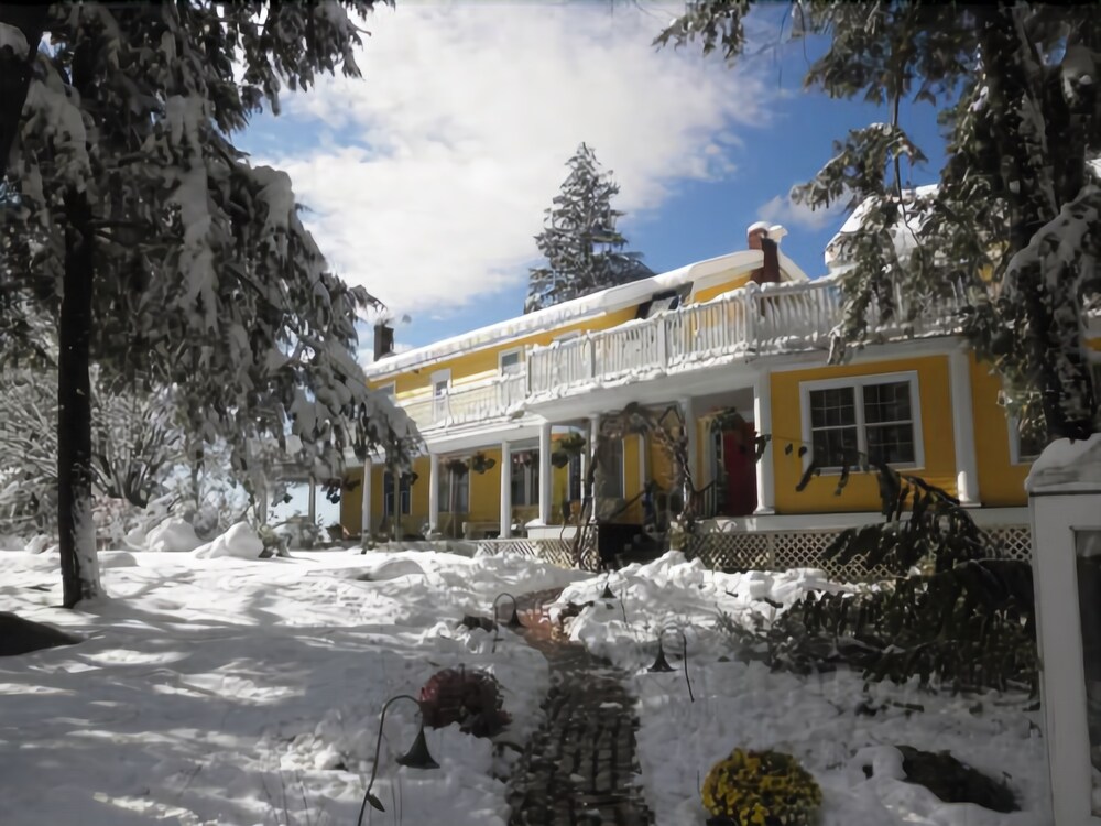Thornewood Inn & Restaurant - photo 41