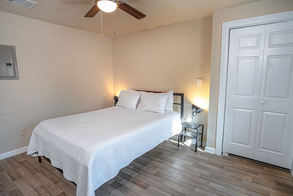 Nice 3br 2ba Near Downtown 2 min At&t Center - photo 5