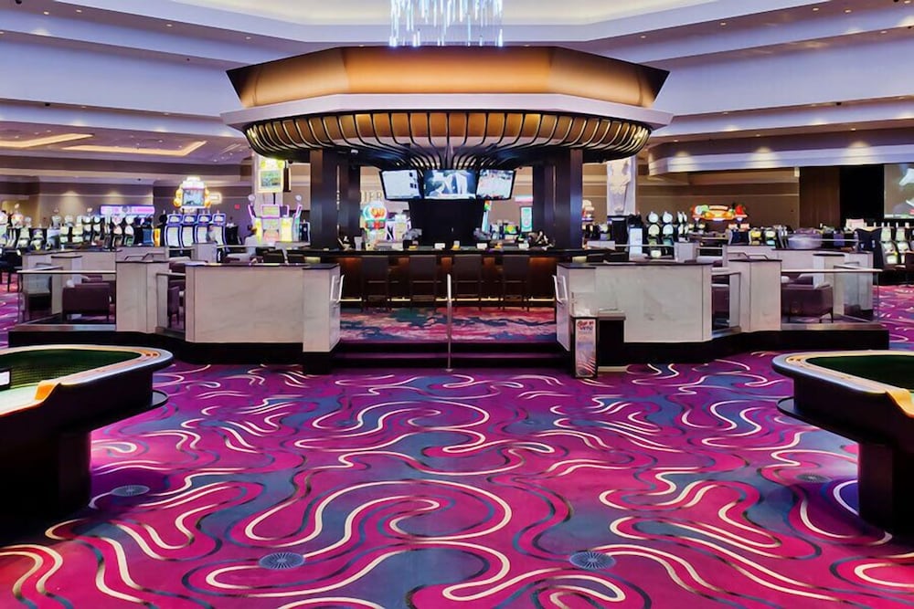 Riverside Casino & Golf Resort - photo 18