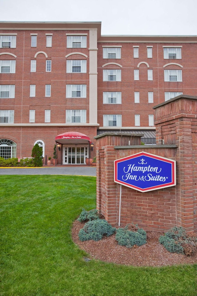 Hampton Inn & Suites Stamford - photo 45