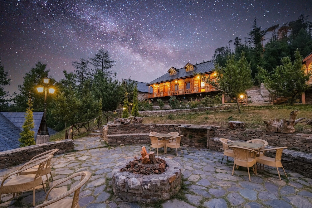 WoodVista Cottages in Shimla, India