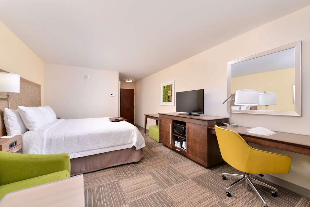 Hampton Inn Cartersville - photo 8