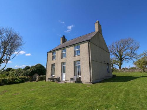 Ty Mawr — 4-Star Luxury Hotel in Gaerwen, United Kingdom
