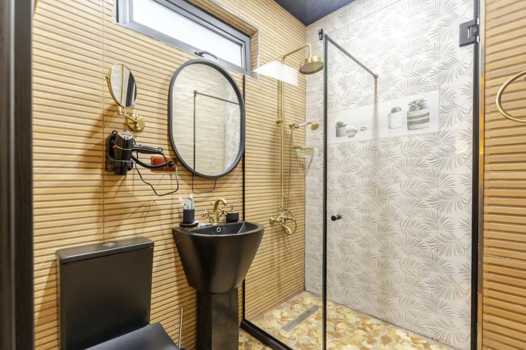 Luxury Home in Old Tbilisi with Terrace