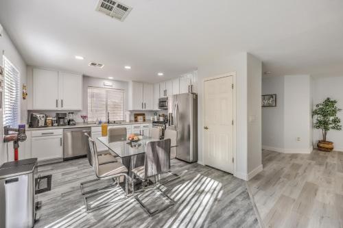 3BR Home Near Shop Dining Summerlin Mall Furnished