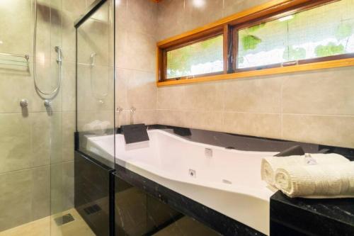Cabanas Ouro Do Vale Nascer Do Sol — Bento Goncalves