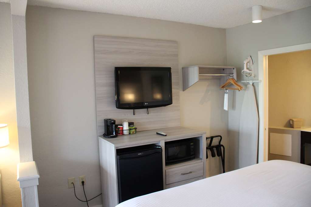 Boca Suites Deerfield Beach SureStay Collection by BW - photo 18