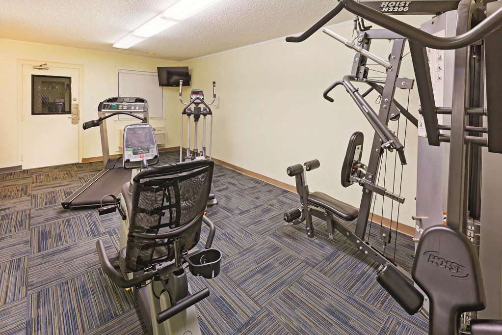 La Quinta Inn by Wyndham San Antonio Lackland - photo 11