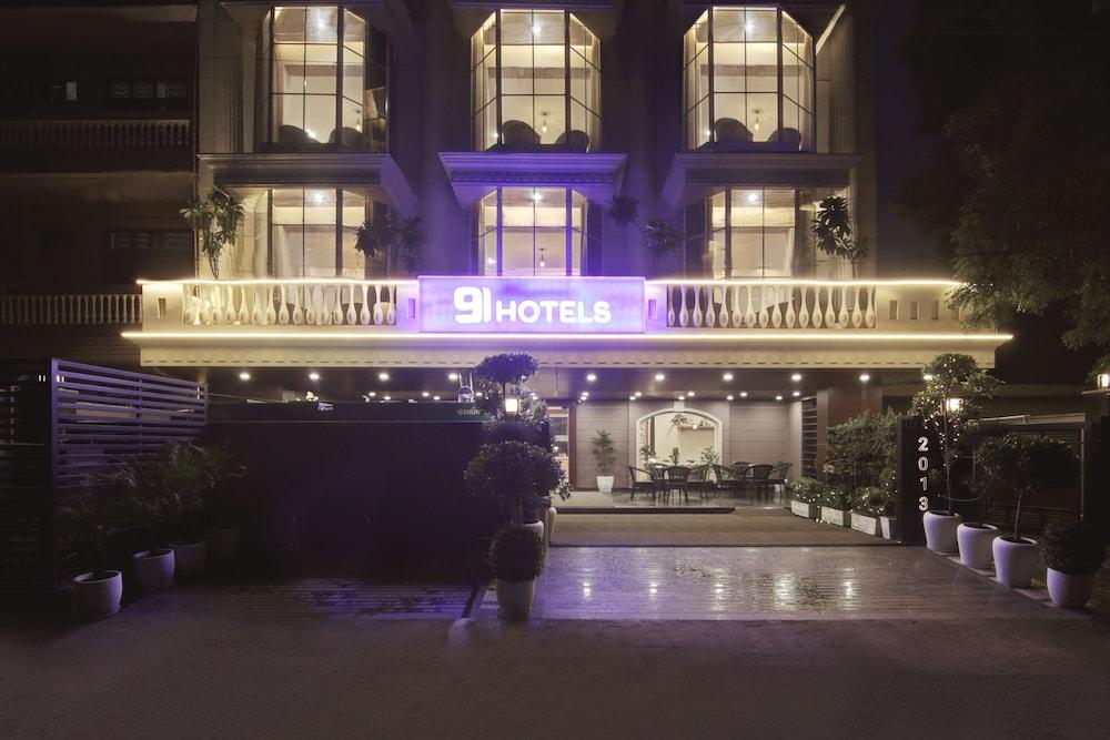 Hotel 91 Huda City Centre