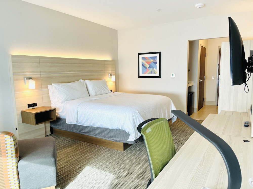 Holiday Inn Express & Suites Blythe - photo 31