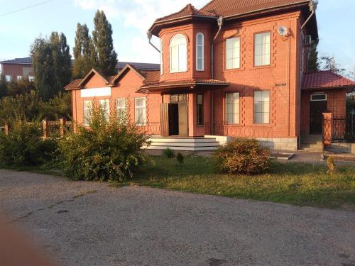 Vlada - carbon neutral hotel in Tikhoretsk