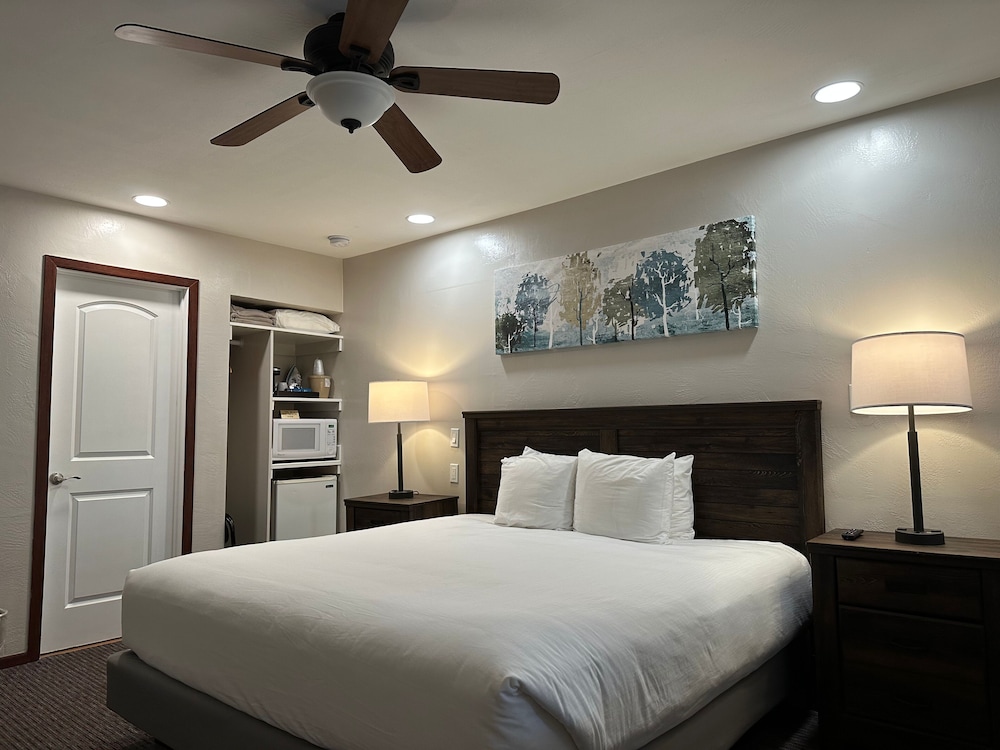 Bluebird Inn - photo 10