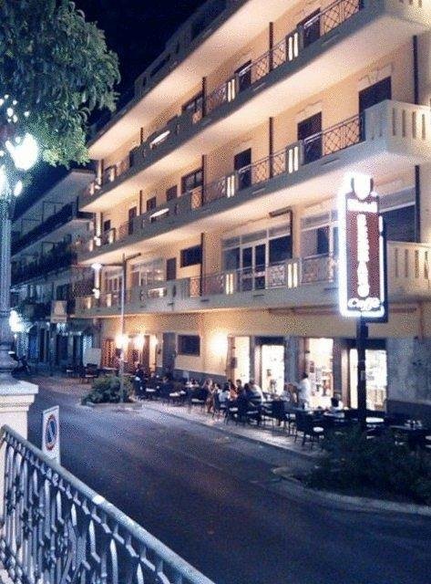 Hotel Tito Serrano' — hotel in Melito Di Porto Salvo