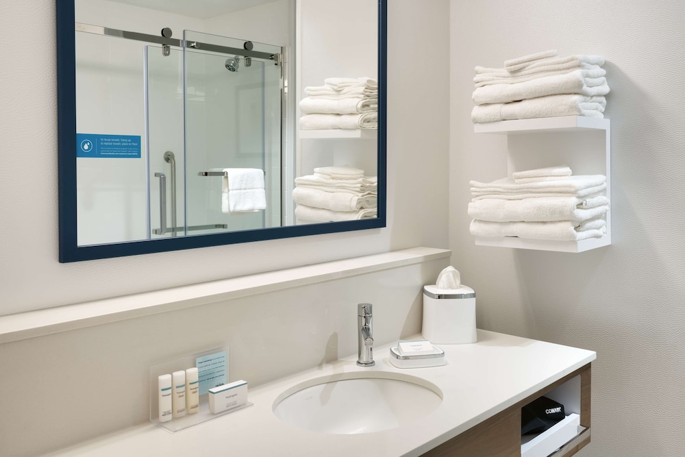 Hampton Inn & Suites Rexburg - photo 20