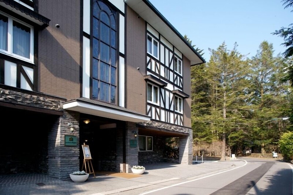 Hotel Karuizawa Elegance in Kusatsu, Japan