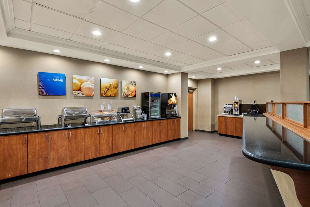 Comfort Suites Hummelstown Hershey - photo 25