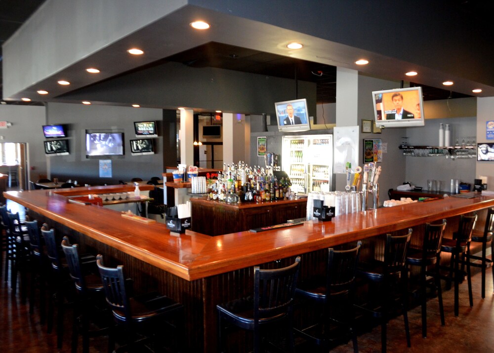 Chapel Hill University Inn - photo 35
