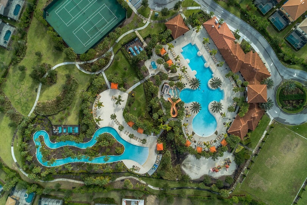5261oba non renting 04.15.22 solterra Resort in Davenport, United States