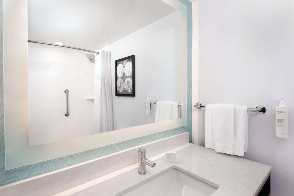 Hilton Garden Inn Charlotte Uptown - photo 19