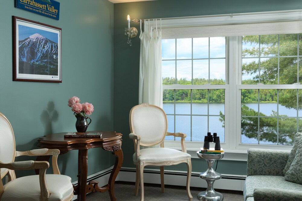 Wolf Cove Inn - photo 25