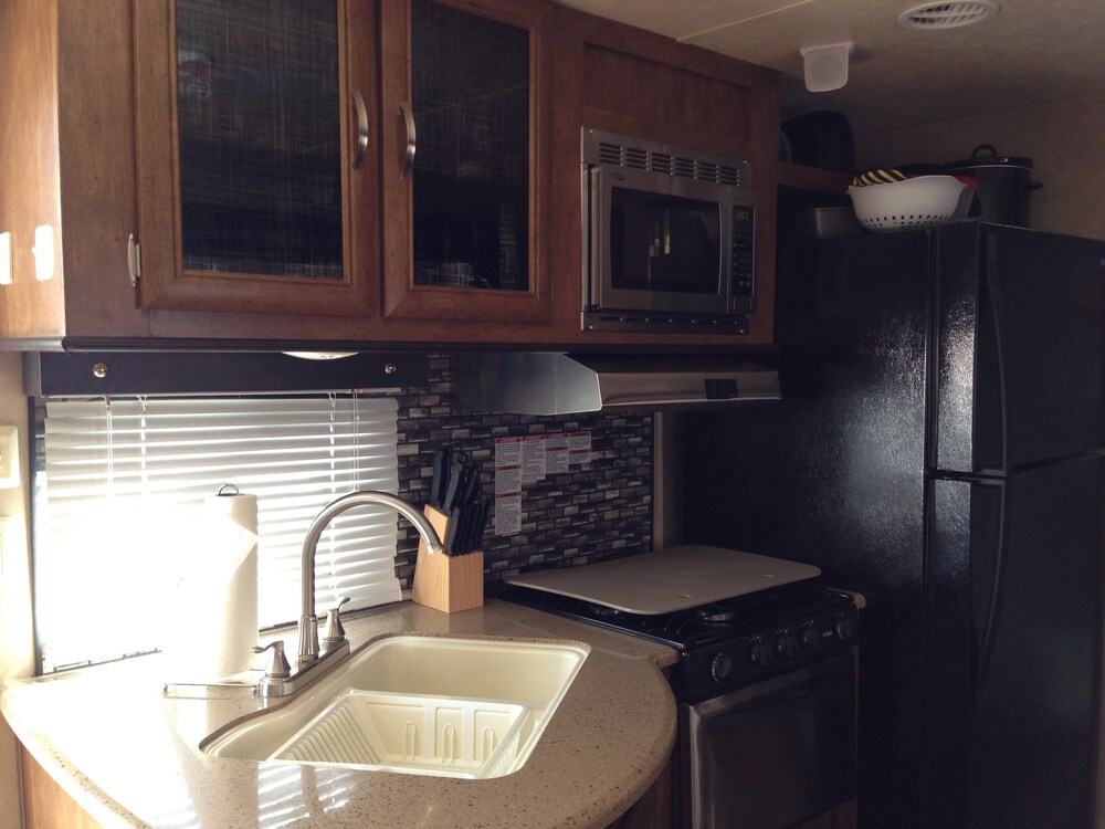 Central Park RV Park - photo 8