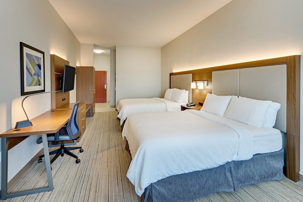 Holiday Inn Express Hotel & Suites Weatherford by IHG - photo 11