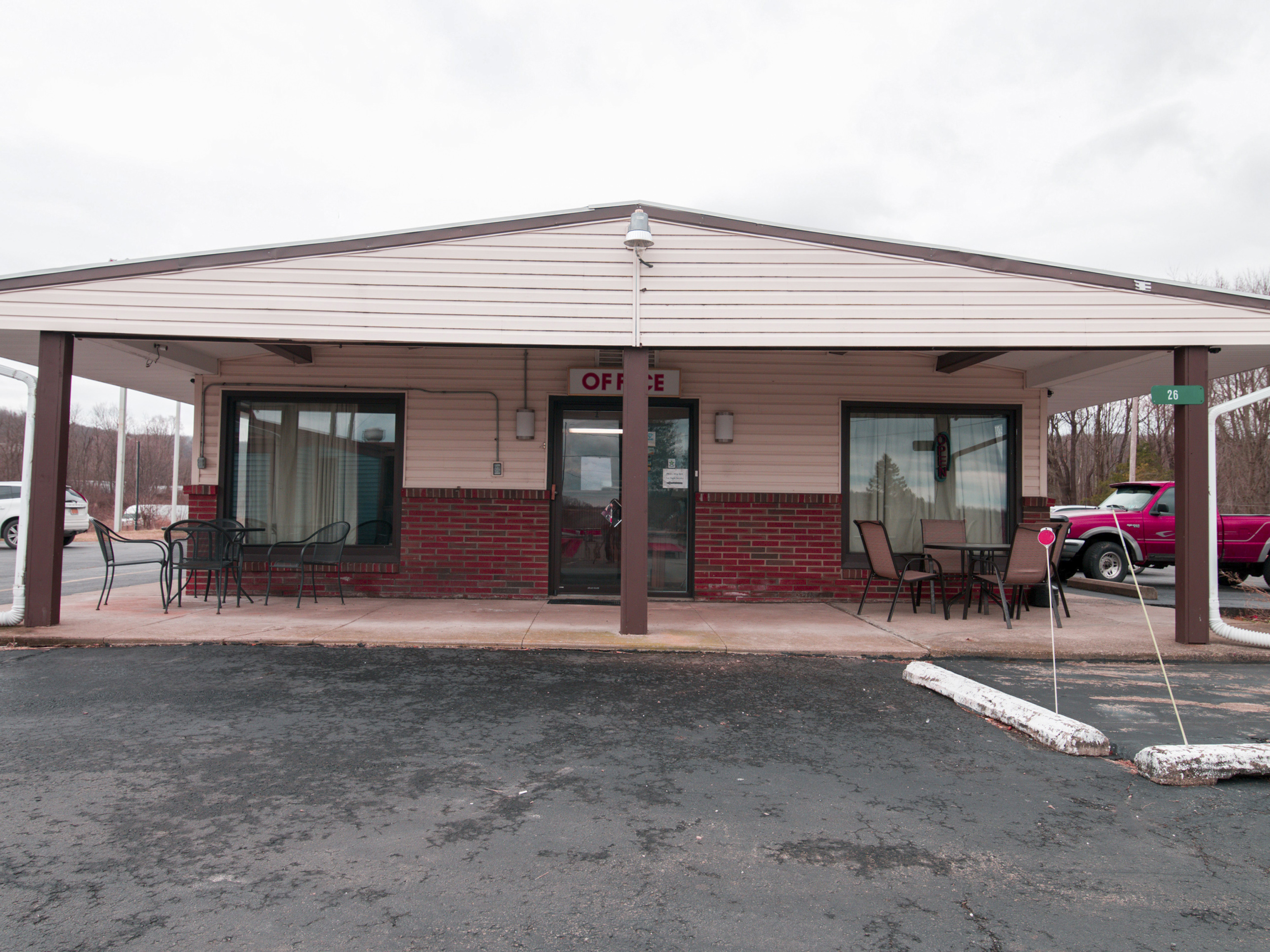 Oyo Hotel Dalton Pa I 81 - photo 26