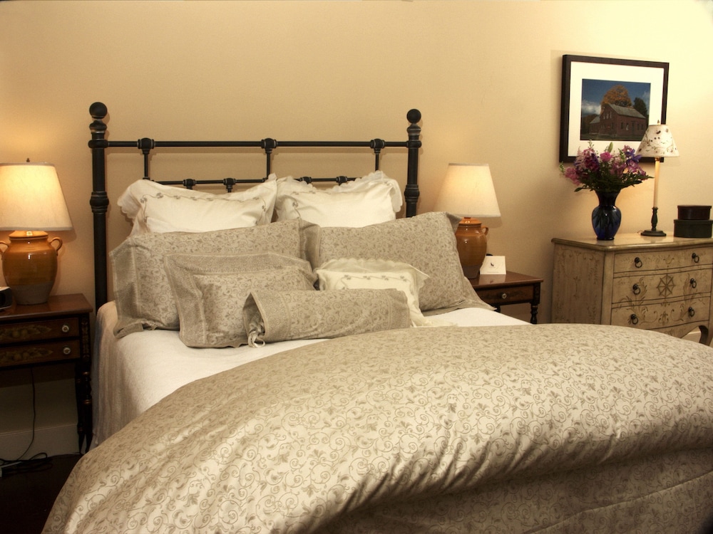 The Reluctant Panther Inn and Restaurant - photo 3