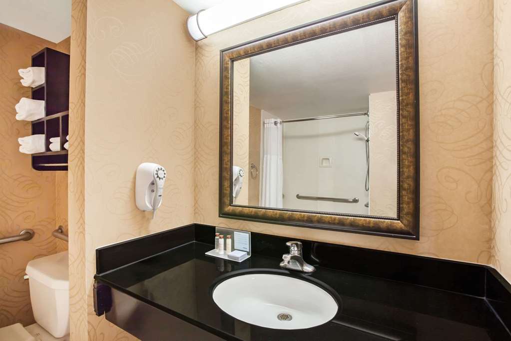 Wingate by Wyndham North Little Rock - photo 7