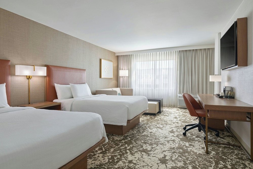 Courtyard by Marriott Pasadena Old Town - photo 16