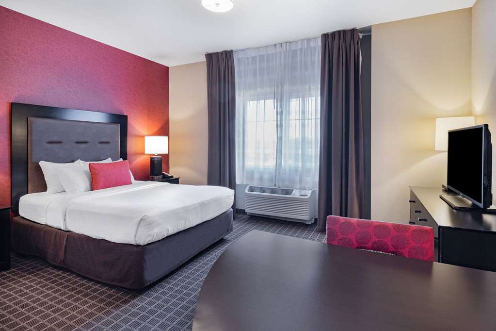 Hawthorn Extended Stay by Wyndham Dickinson - photo 30