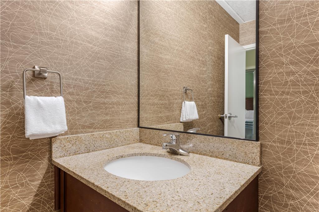 Best Western Fairmont - photo 45
