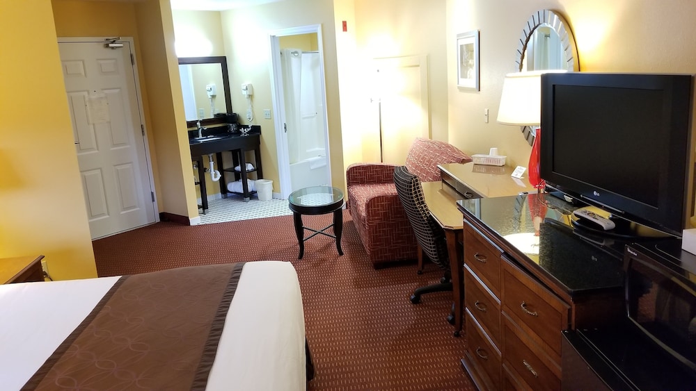 The Dew Drop Inn Motel - photo 35