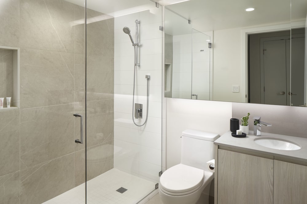 Level Seattle Downtown South Lake Union - photo 36