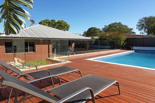 Rivervale Retreat Spacious Family Living — Perth