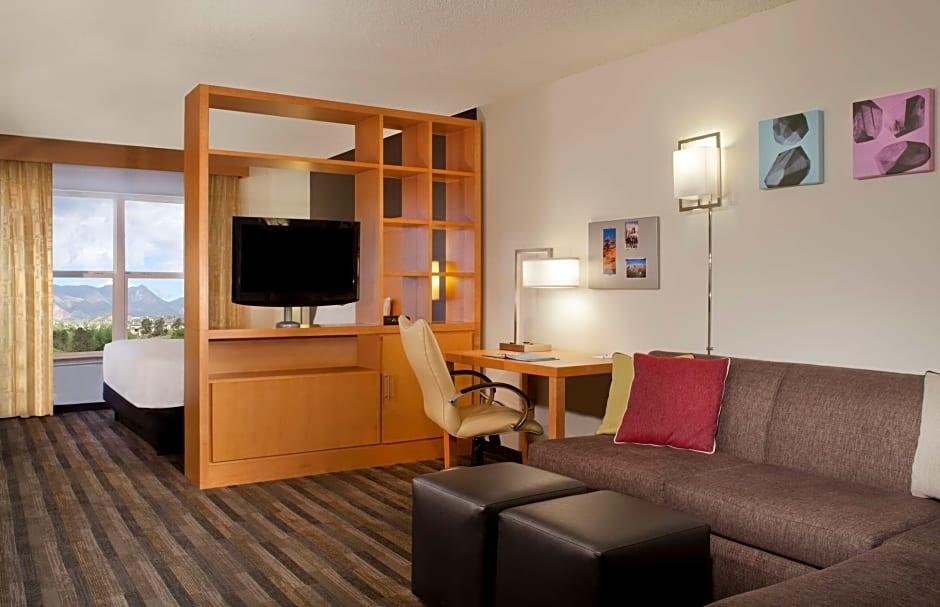 HYATT house Colorado Springs - photo 4