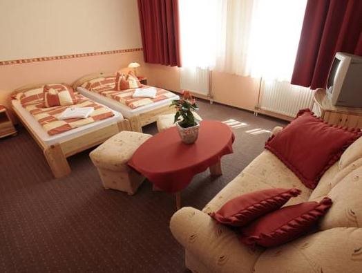 Fam lia Vend gh z in Szeged, Hungary