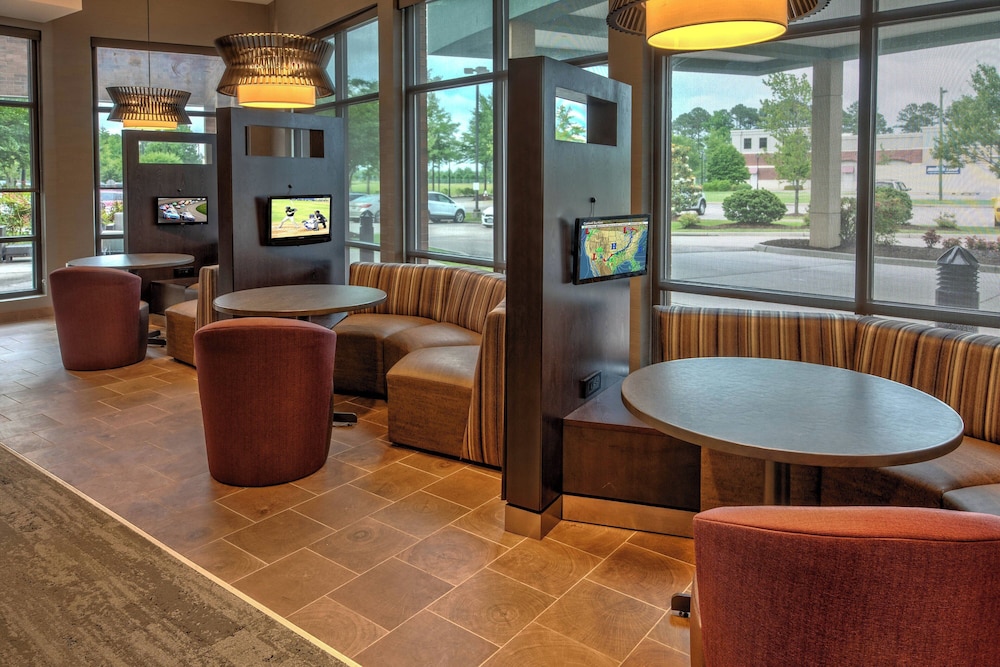 Courtyard by Marriott Newport News Airport - photo 32