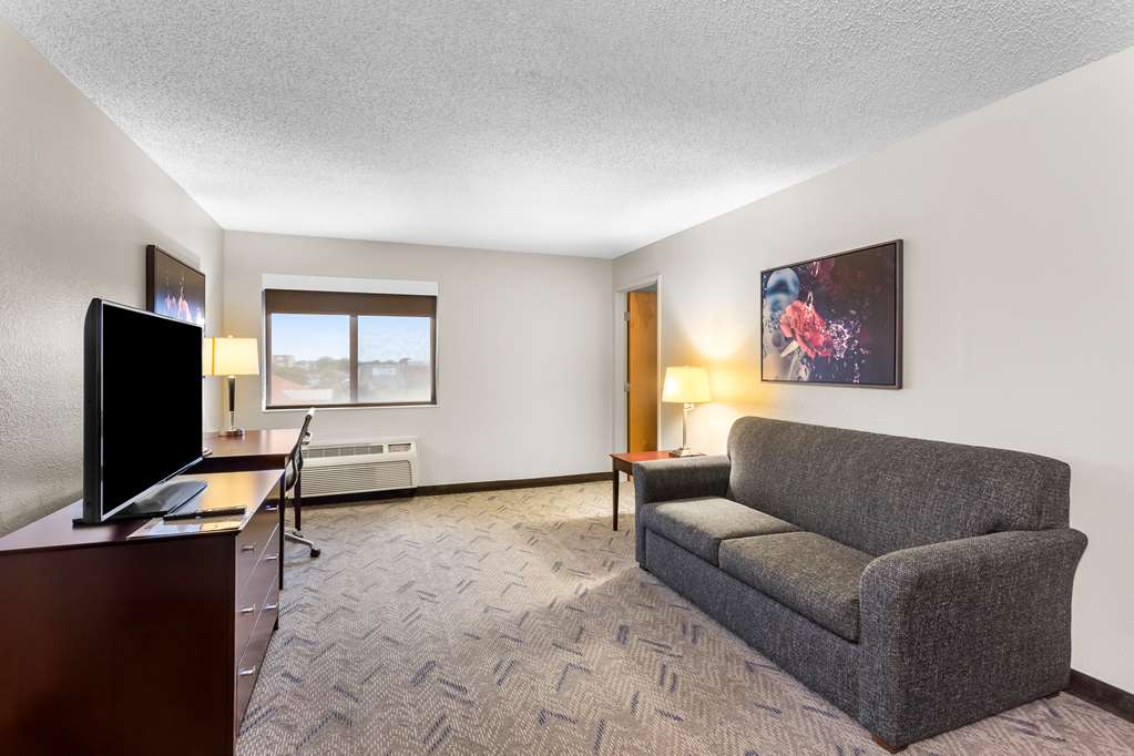 Best Western Oswego Hotel - photo 21