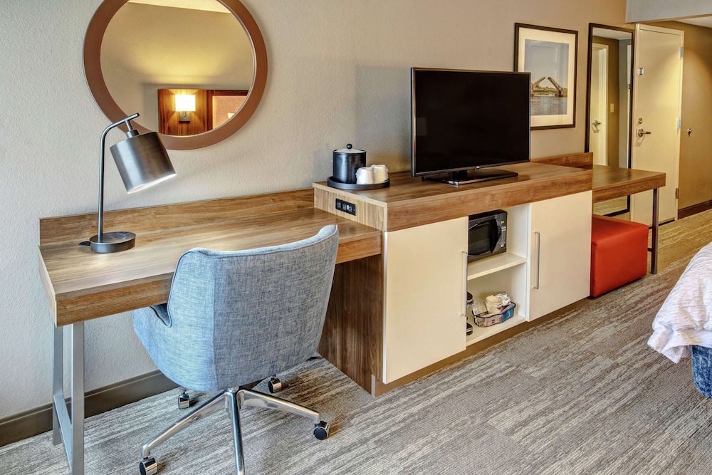 Hampton Inn Elizabeth City - photo 5